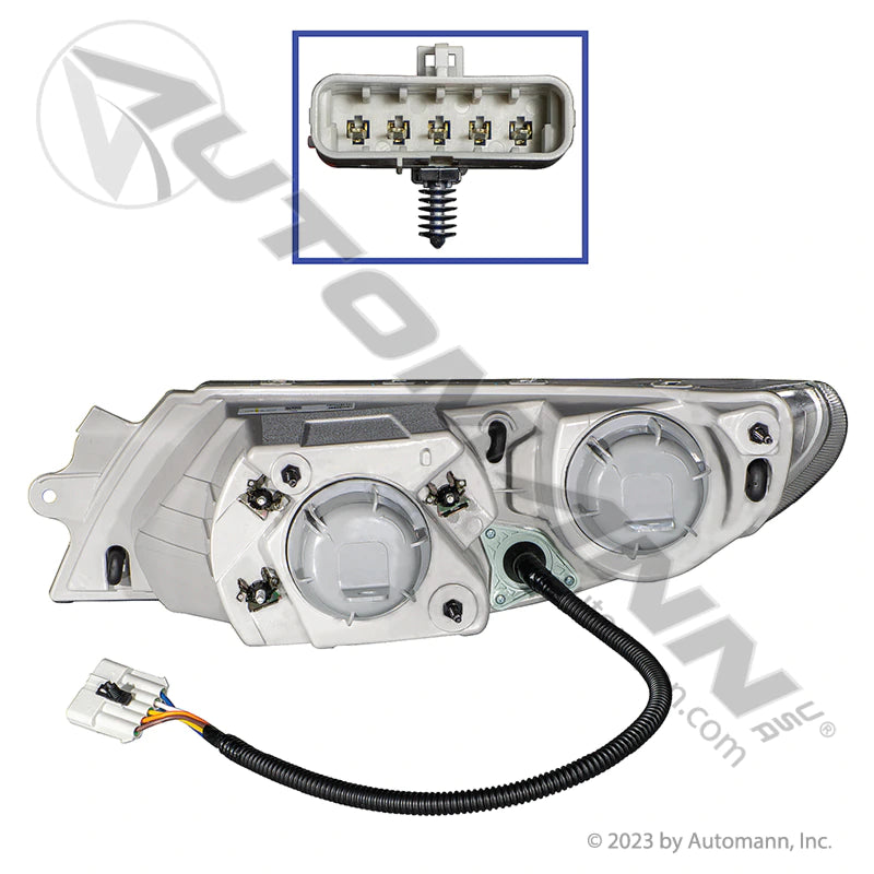 Automann Headlamp Assembly RH IHC 564.55202